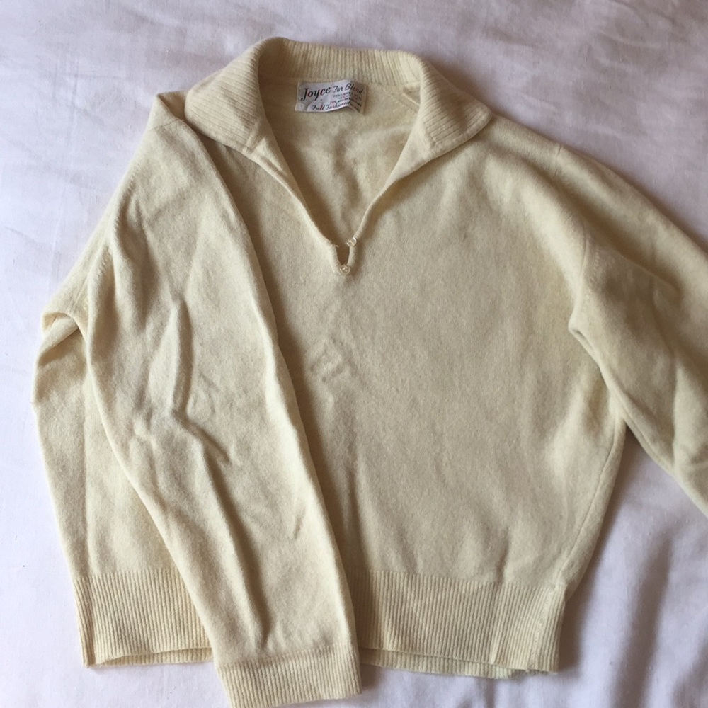 Vintage pullover